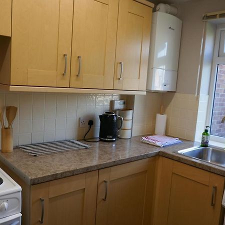 2 Bedroom House Walking Distance To City Centre With Free Parking York Esterno foto