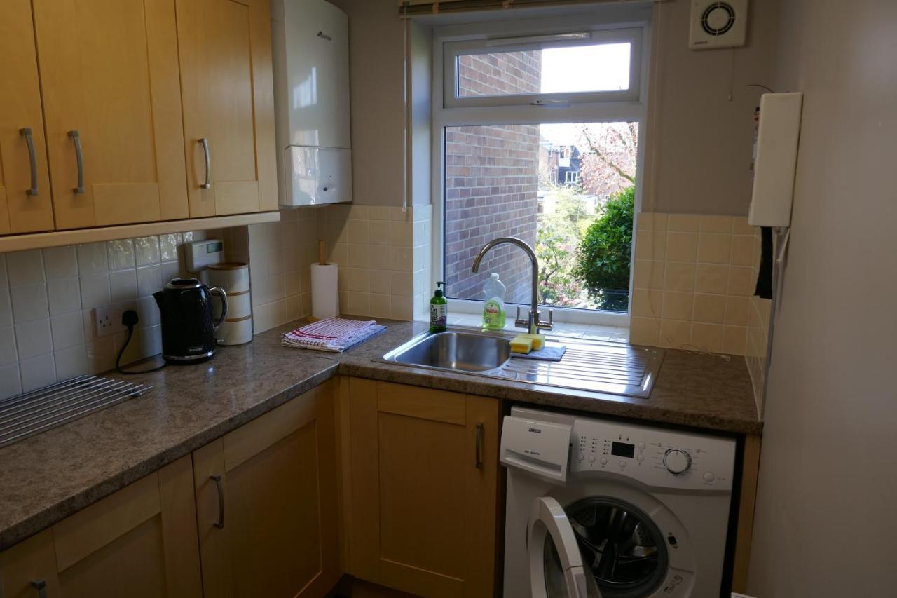 2 Bedroom House Walking Distance To City Centre With Free Parking York Esterno foto
