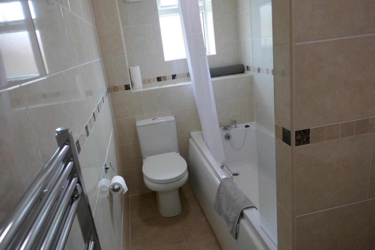 2 Bedroom House Walking Distance To City Centre With Free Parking York Esterno foto