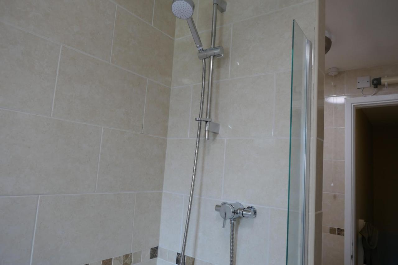 2 Bedroom House Walking Distance To City Centre With Free Parking York Esterno foto