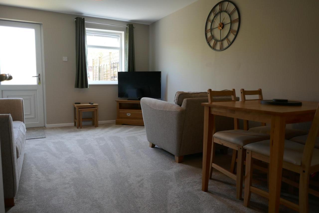2 Bedroom House Walking Distance To City Centre With Free Parking York Esterno foto